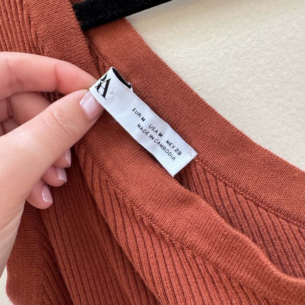 Zara Rust color Asymmetrical Ribbed top - Picture 3 of 5